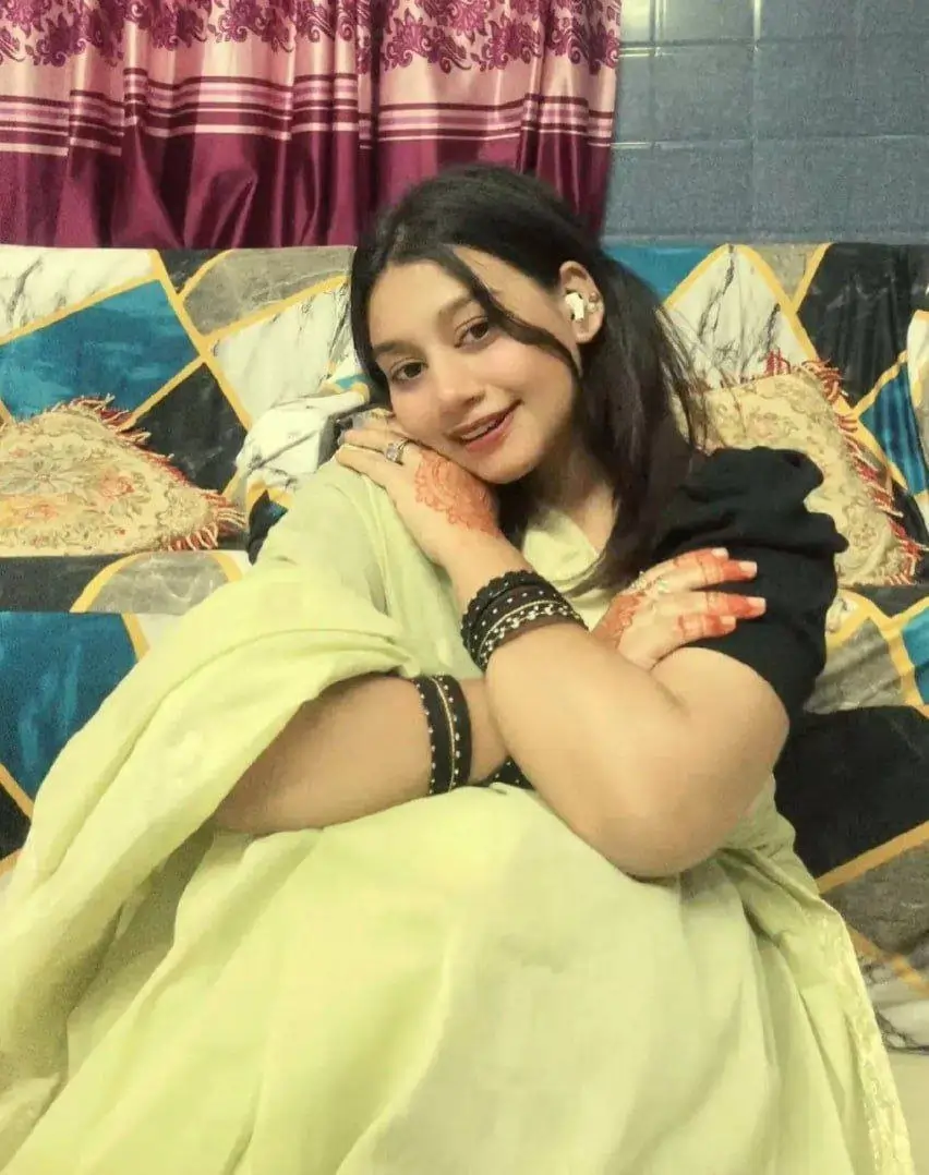 Pooja Independent Call Girls Vadodara